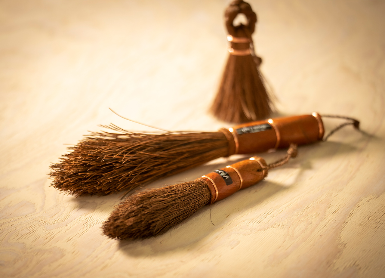 国産棕櫚・シダの手箒  -Broom Craft-  
