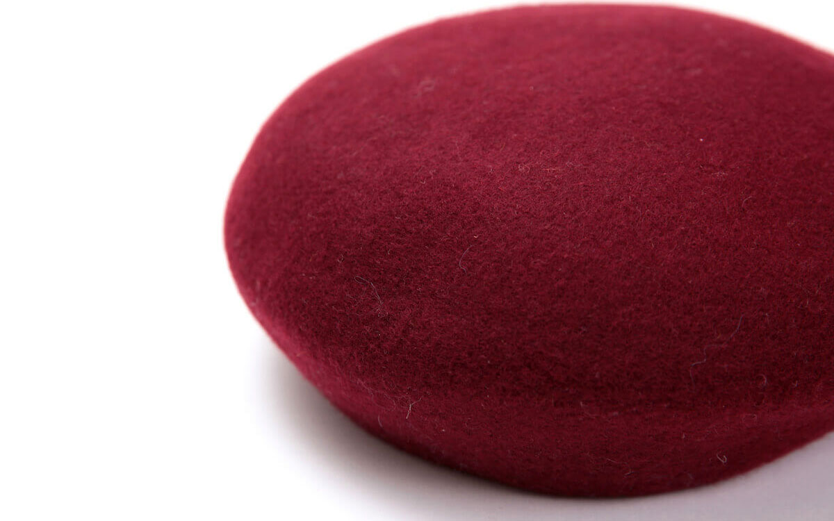 Beret is flamingo